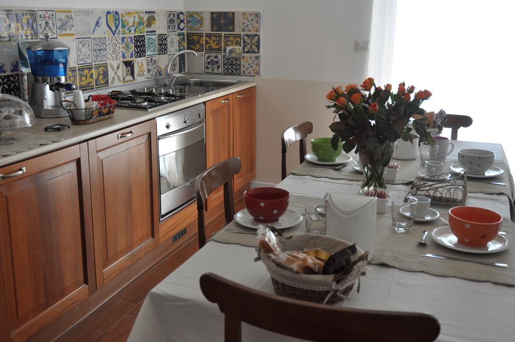 Bed and Breakfast Le stanze di Rebecca Rom Exterior foto